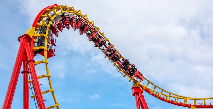 30 People Stuck In Mid Air For 3 Hours After Amusement Park Ride Malfunctions