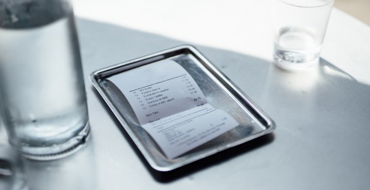 8-Year-Old Attempts To Pay The Bill During Breakfast