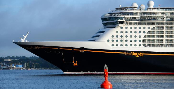 How Hero Dad Came To The Aid Of Young Girl Who Fell Off Disney Cruise