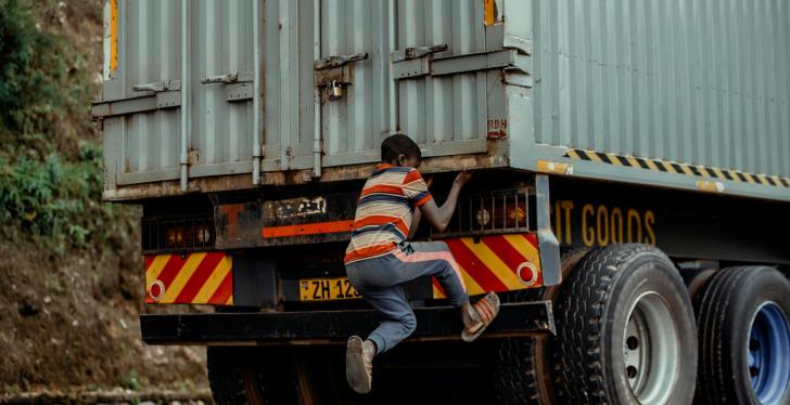 Florida Woman Dies After Trailer Door Falls On Her Head