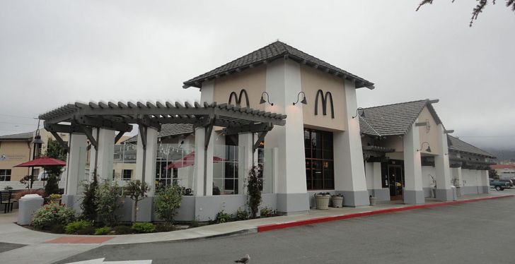 Have You Been To The Goth McDonald's That Has Black Arches