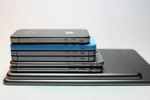 Woman Found Dead With 26 iPhones Glued To Her Body